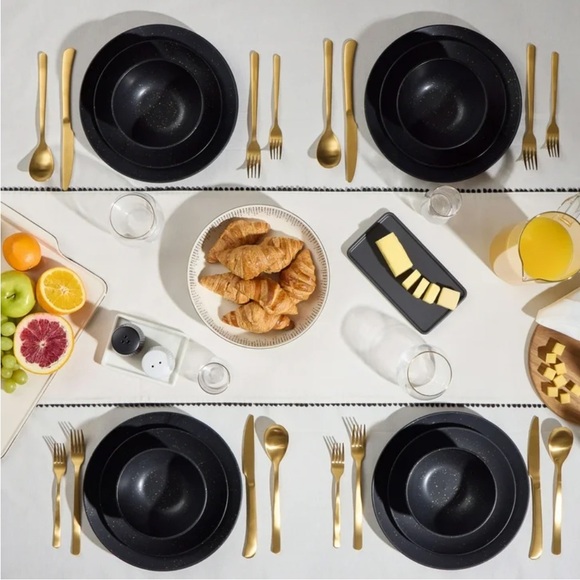 Gold Flatware Set Thyme & Table Royal 20-Piece Gold Stainless Steel Flatware Set - Picture 6 of 8